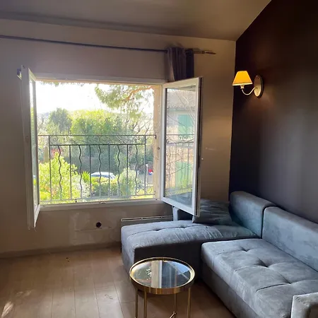 Apartmán 70 M2,3 Personnes,2 Chambres,2 Lits En 160, Pres De A Pied, Piscine De La Propriete, Parking *
